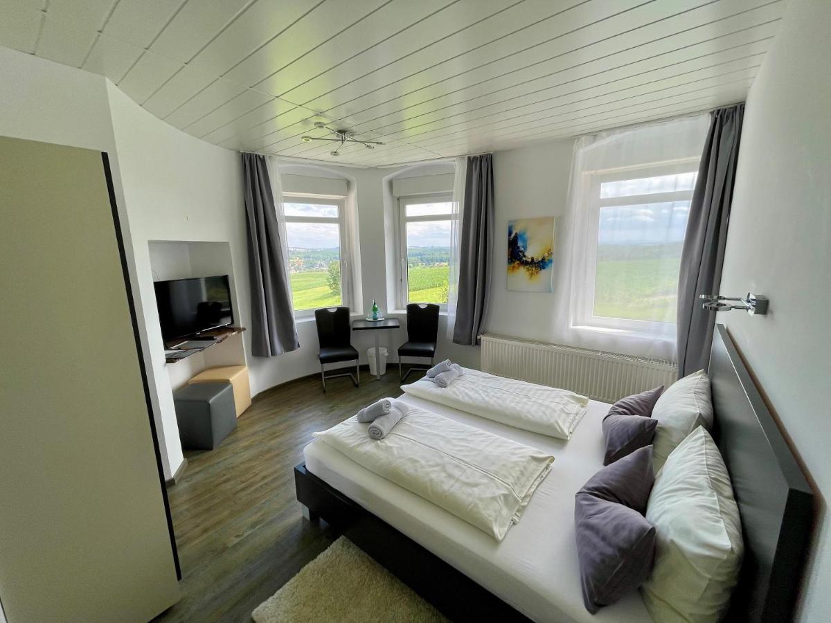 Waldhaus Pulsnitz Hotel Екстериор снимка